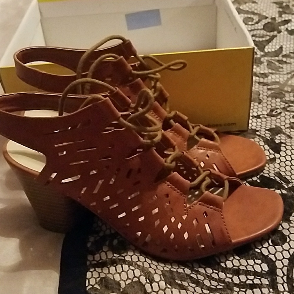 Women's sandals